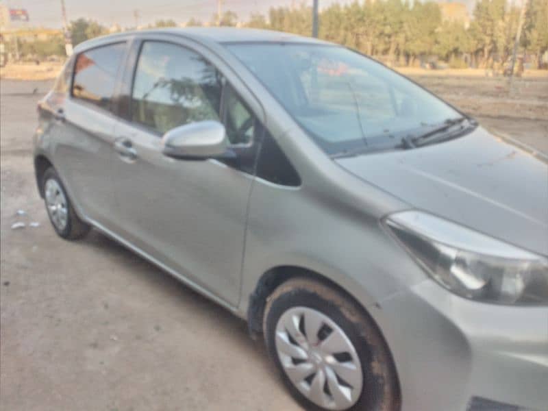 Toyota Vitz 2012 / 2016 for sale 2