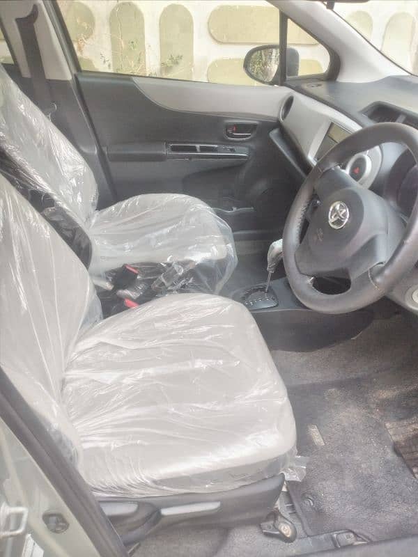 Toyota Vitz 2012 / 2016 for sale 17