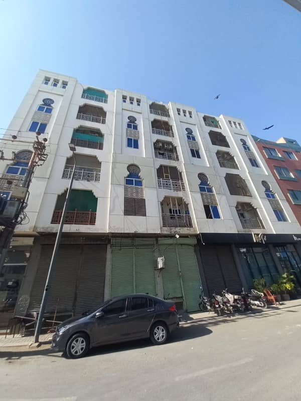 WITH LIFT CAR PARKING APARTMENT FOR RENT 3BEDROOM WITH DRAWING ROOM FULLY RENOVATED 0