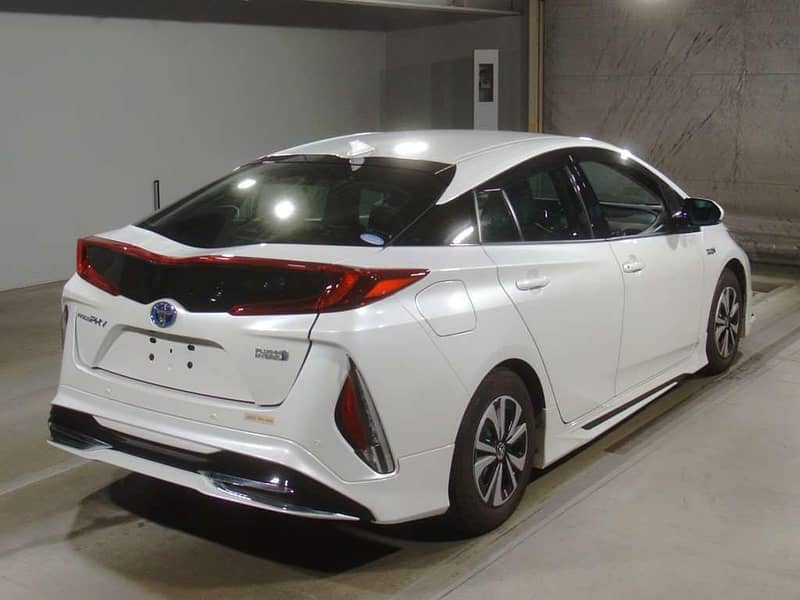 Toyota Prius 2020 17