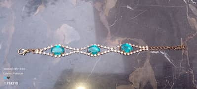 Bracelet