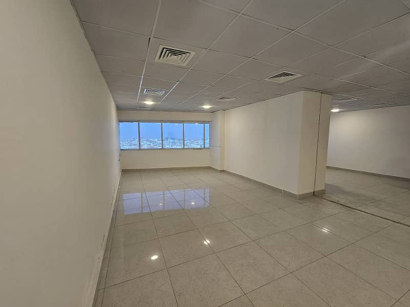 1300 Sqft Office Available On Rent 1