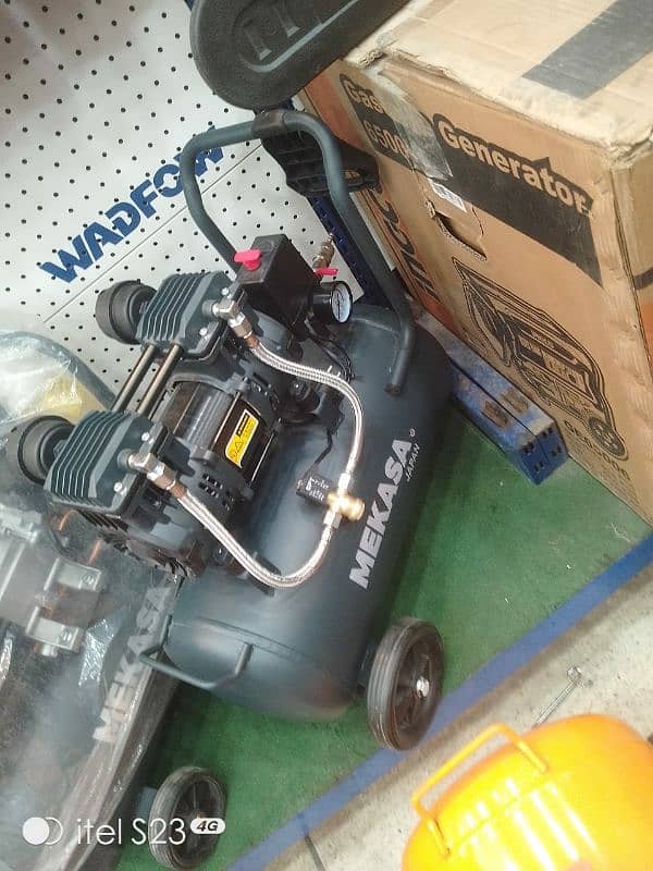 Air Compressor Oil Free Mekasa japan 24 ltr Imported Tank 4