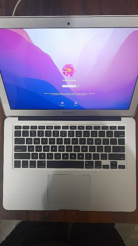 MacBook Air Early 2015 0