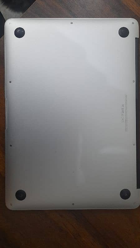 MacBook Air Early 2015 4