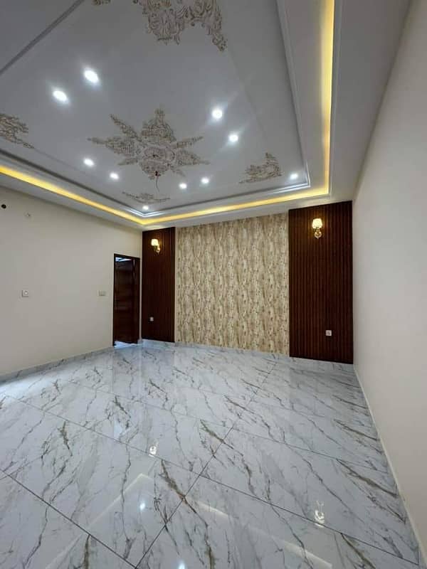 10 Marla Ultra Modern Most Elegant House For Sale In Buch Villas Multan 18