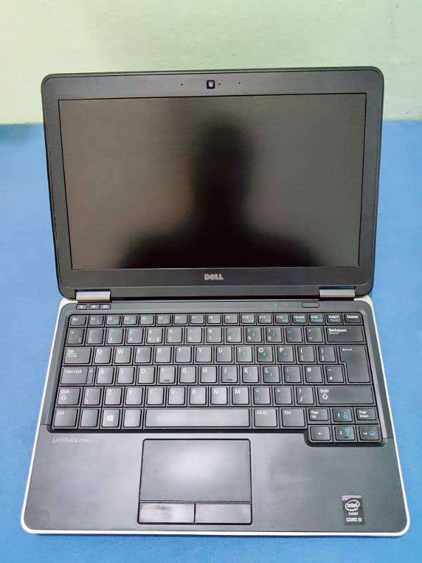 Dell Latitude i5 E7240 with SSD For Sale 6