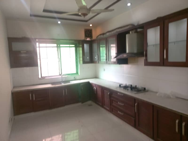 1 Kanal Upper Portion For Rent Available In Valencia Housing Society Lahore Bijli Pani Gas Available 2