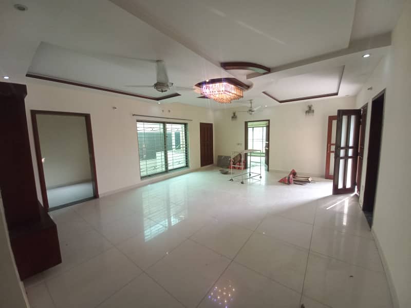 1 Kanal Upper Portion For Rent Available In Valencia Housing Society Lahore Bijli Pani Gas Available 1