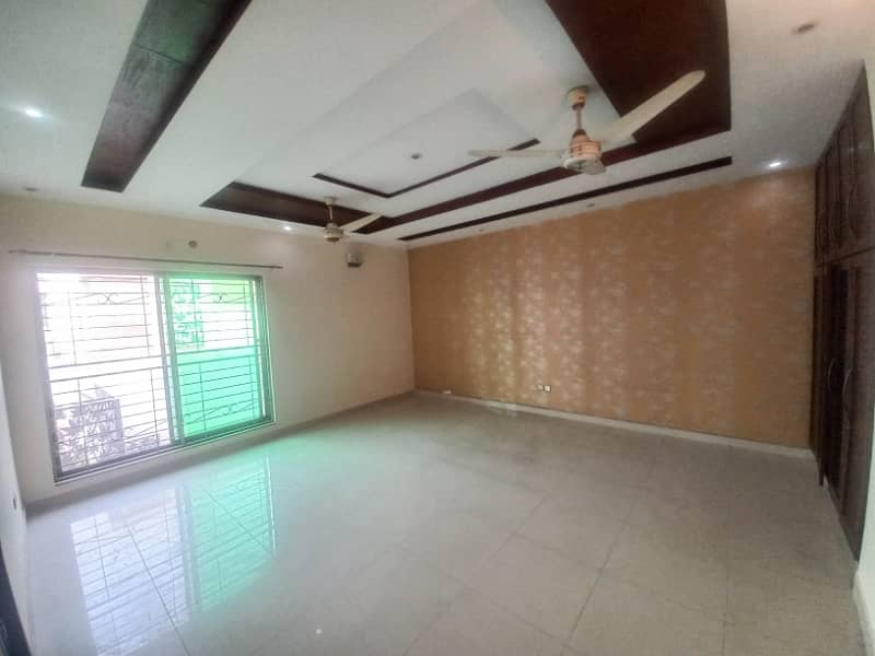 1 Kanal Upper Portion For Rent Available In Valencia Housing Society Lahore Bijli Pani Gas Available 15