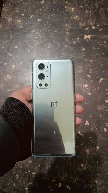 OnePlus 9 Pro / 12+12 ram / 256 Gb storage 0