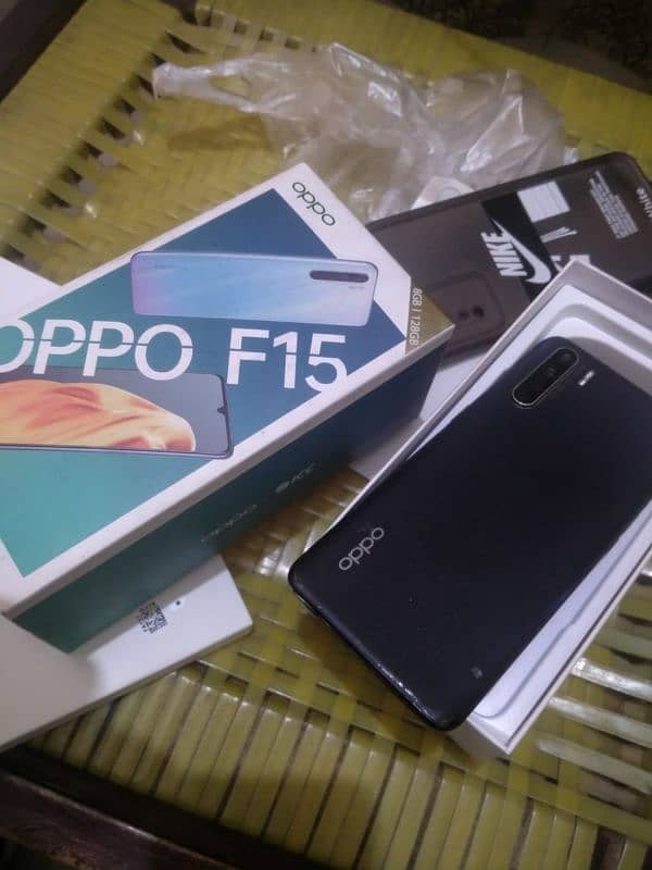 Oppo F15 8GB, 128GB 2