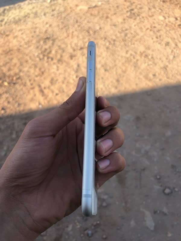 iPhone 8 Plus, BH 76 panel original all ok phone 2