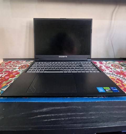 Gigabyte g6 16 gaming laptop rtx 4060 i7 13 gen 1