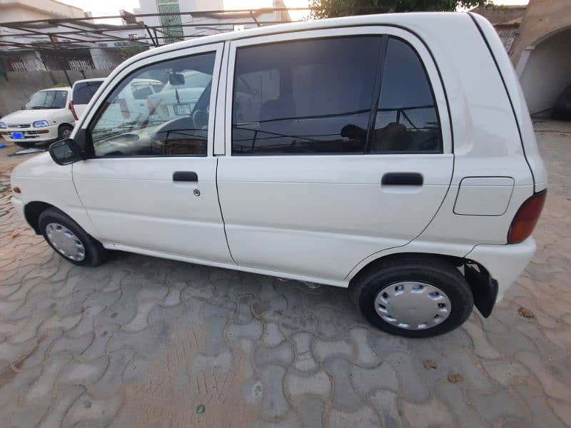 Daihatsu Cuore 2009 1