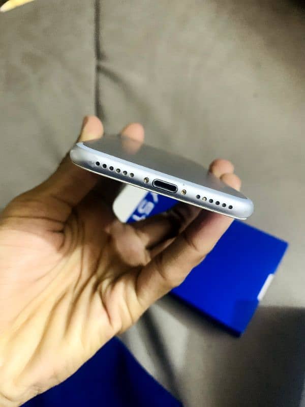 iphone 7 just sale 3