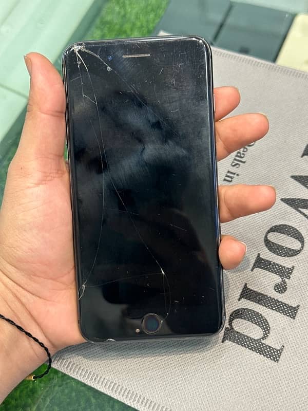 iphone 8 plus Pta 64gb 1