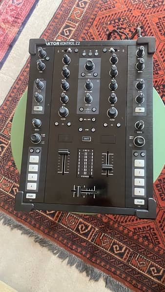 Traktor Kontrol Z2 2