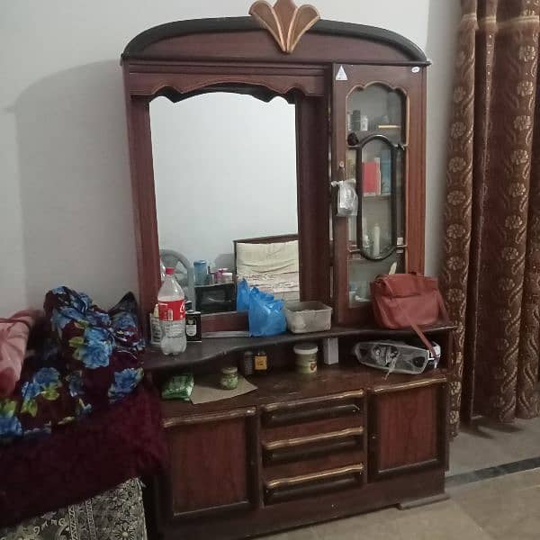 Only Dressing table Mirror  Exclude Bed 0