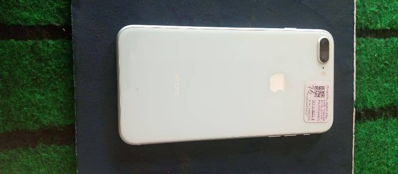 iPhone 8 plus 3