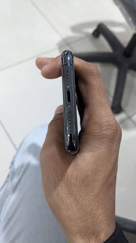 iphone 11 pro non pta/factory unlock 2