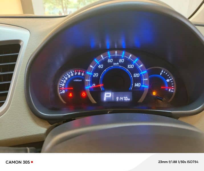 Suzuki Wagon R 2014 13