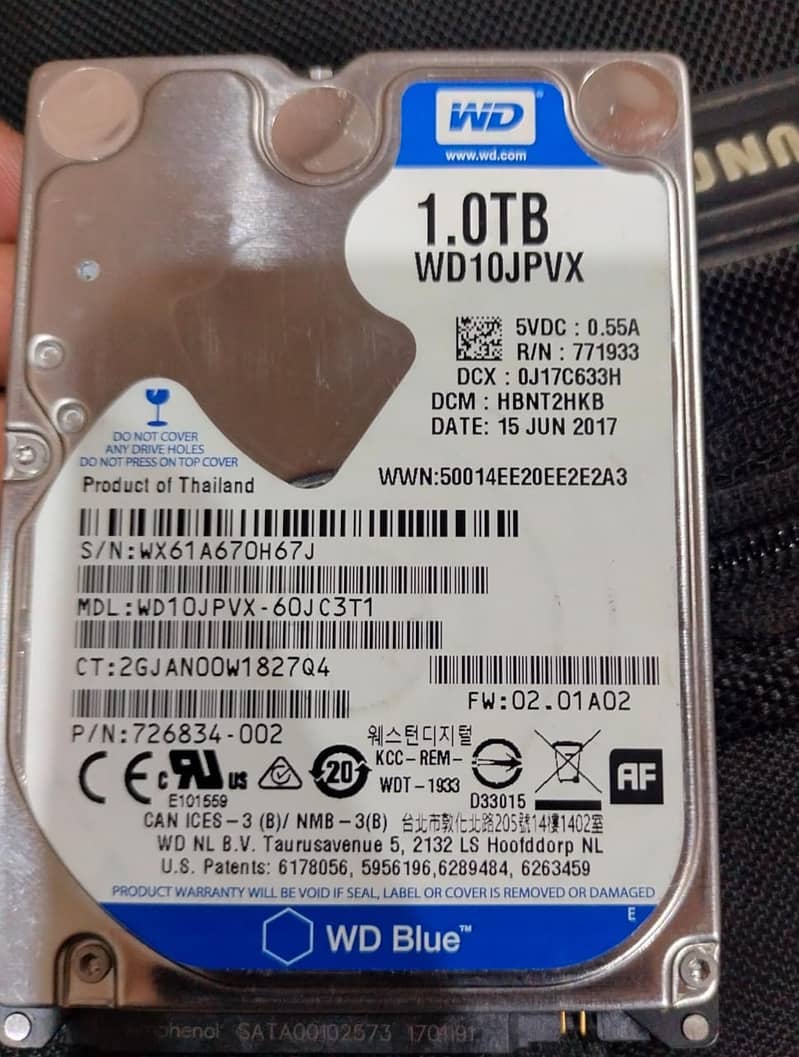 Western Digital Blue 1TB 2.5-inch internal hard drive for laptops. 0