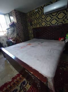 A GOOD CONDITION 1 YEAR 2 MONTHS BED