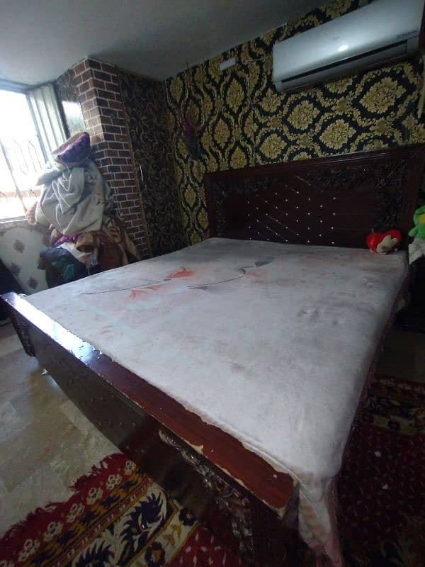 KING SIZE WOODEN BED AVAILABLE FOR SALE 0