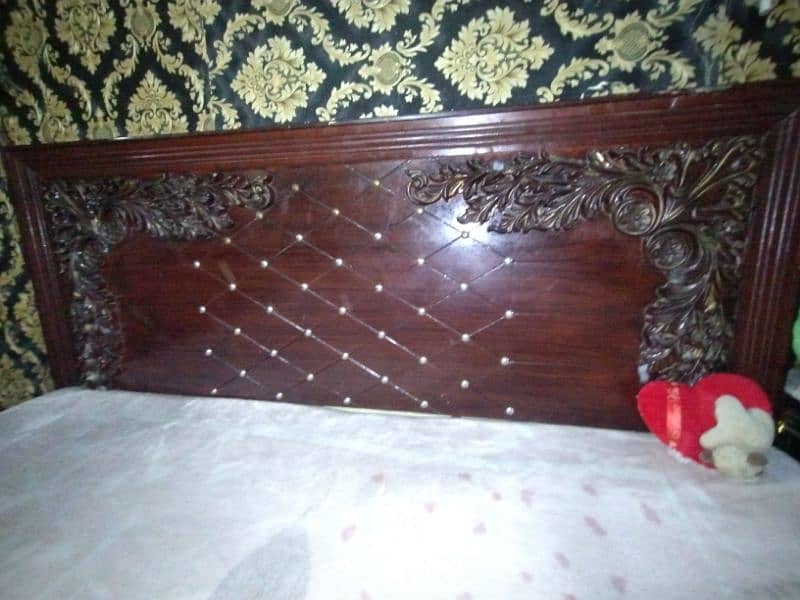 KING SIZE WOODEN BED AVAILABLE FOR SALE 1