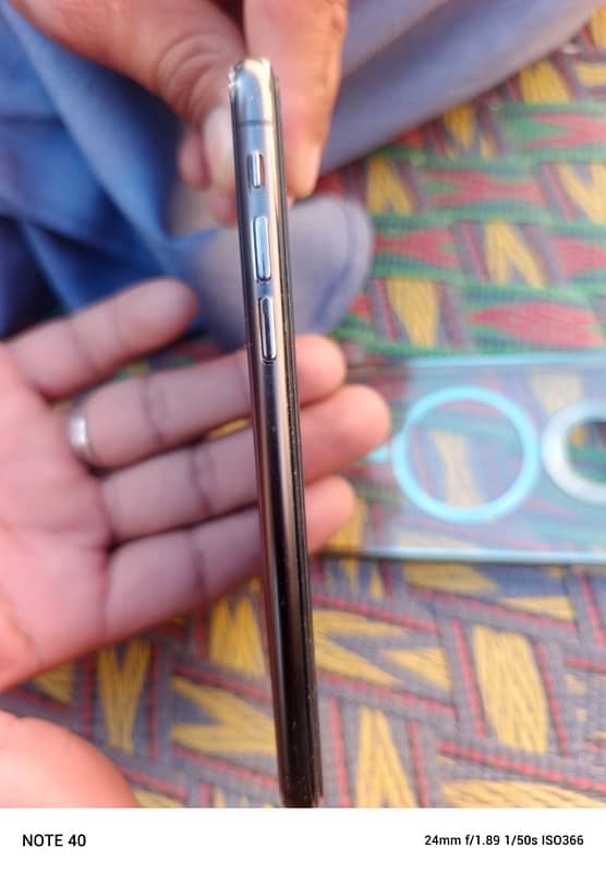 iphone Xs 256 telenor sim working data & call 9