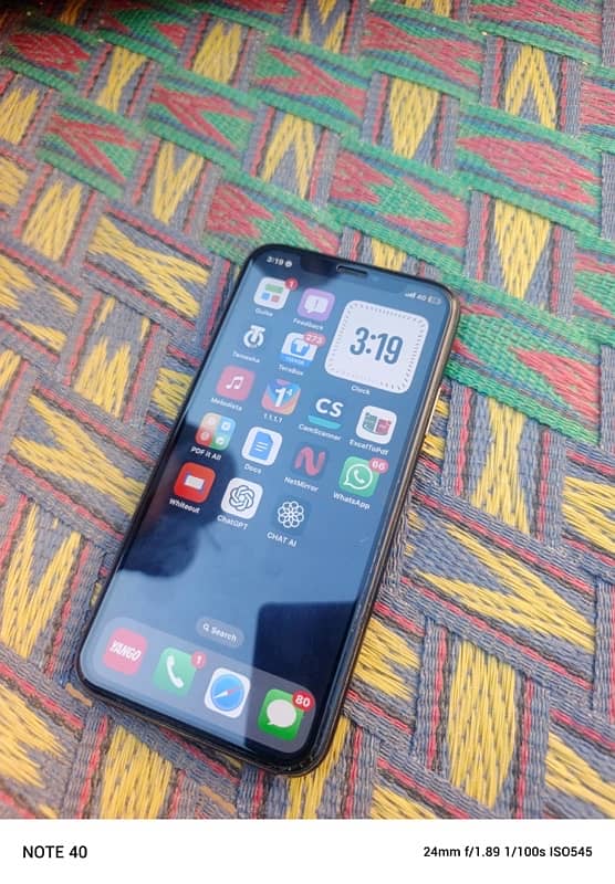 iphone Xs 256 telenor sim working data & call 10