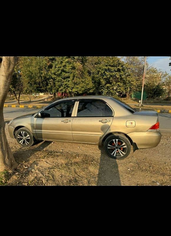 Mitsubishi Lancer 2004/05 1