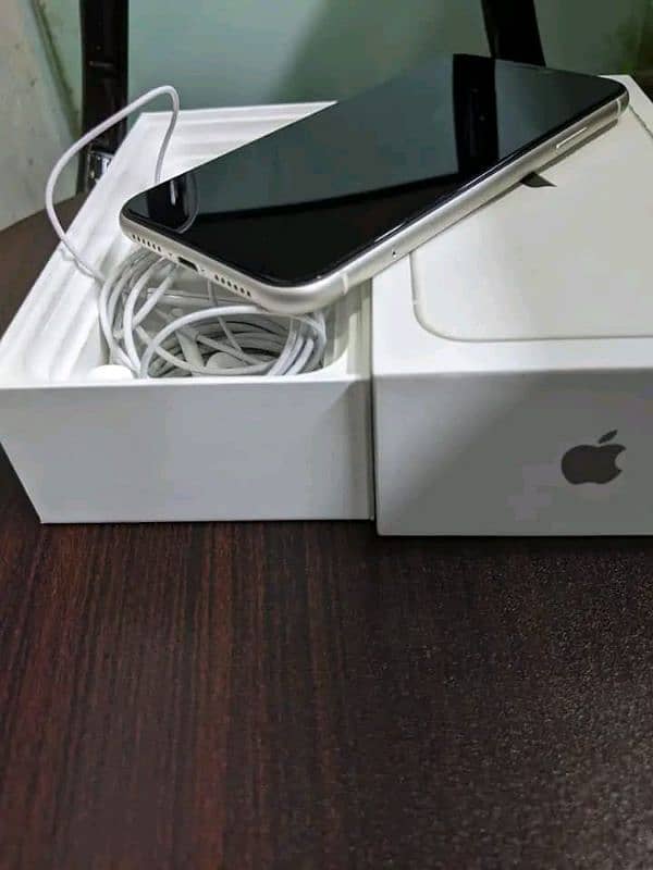 Apple iPhone 11 256 GB full box =03087951835 1