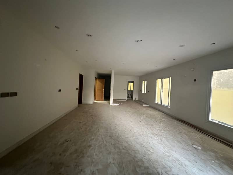 3600 SQ FT 4 BED ROOM UPPER PORTION WITH LIFT AND 3 CARS PARKING NEAR COCAN GROUND 7