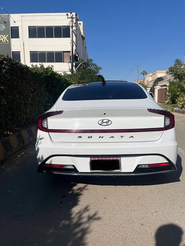 Hyundai Sonata 2022 5