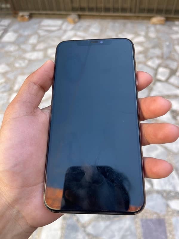 Iphone 11 Pro max 64 gb Non pta 3