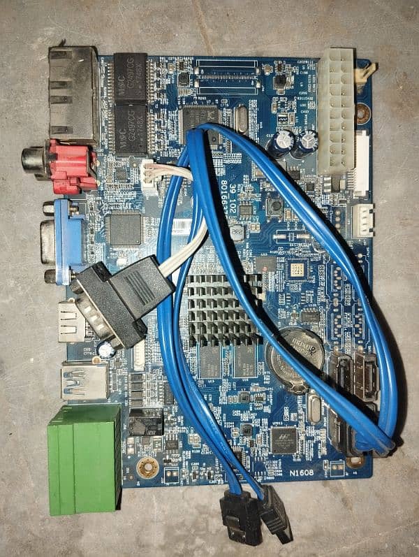 NVR DHI-NVR4416-4kS2 board Working condition available 2