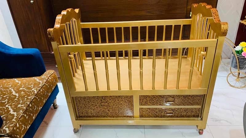 Wooden baby cot 4