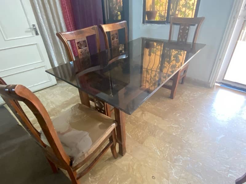 Dining table with 6 chairs 0