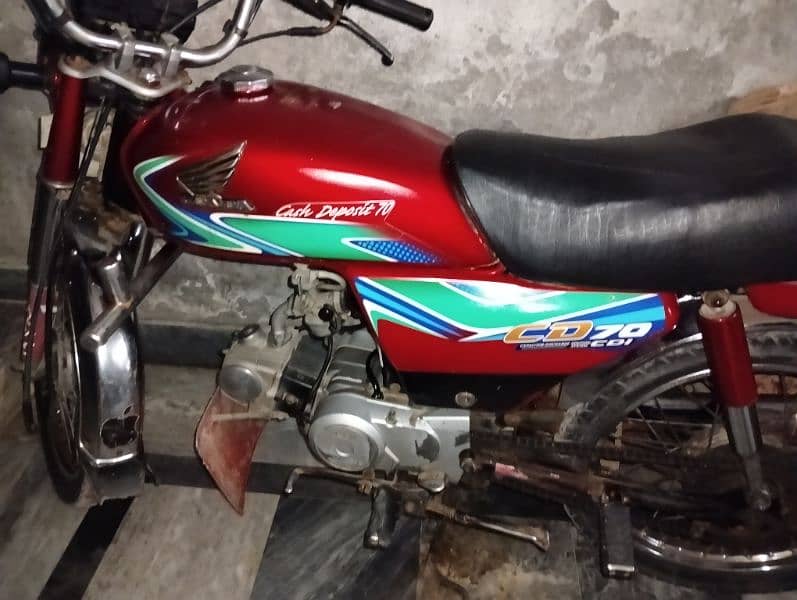 Honda cd70 red colour full jennune 0