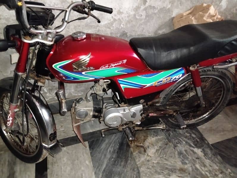 Honda cd70 red colour full jennune 1