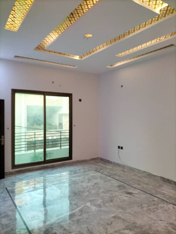 240 sq yards new portion for rent in Gulshan e Ismail society 4