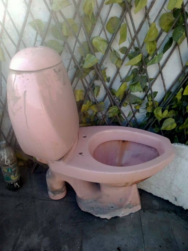 Pink Commode 1