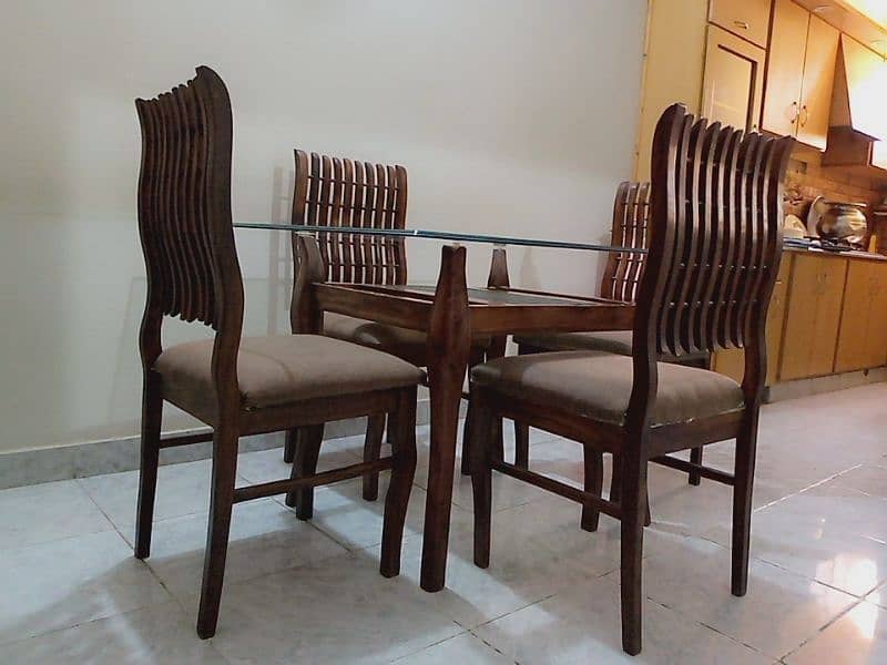 Dining Table | 4 Chairs 10