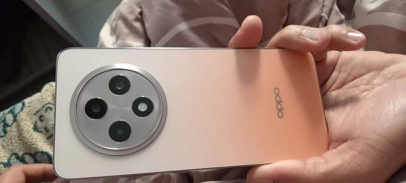 oppo Reno 12f sirf 36 ghnty used hai 2