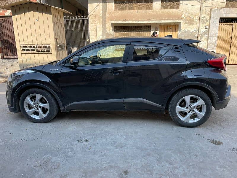 Toyota C-HR 2021 2