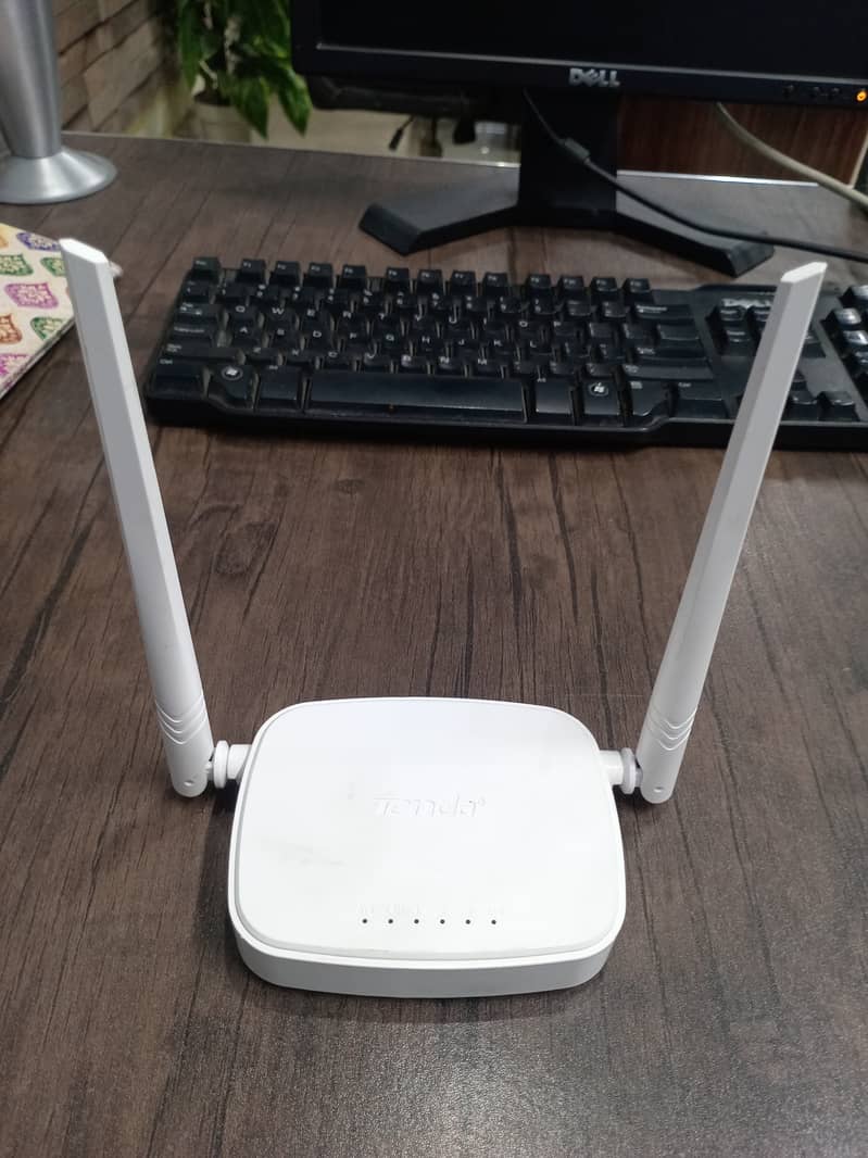 Tenda WiFi Router 0