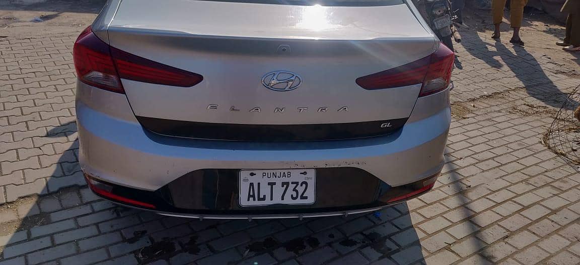 Hyundai Elantra GL 1.6 2022 2