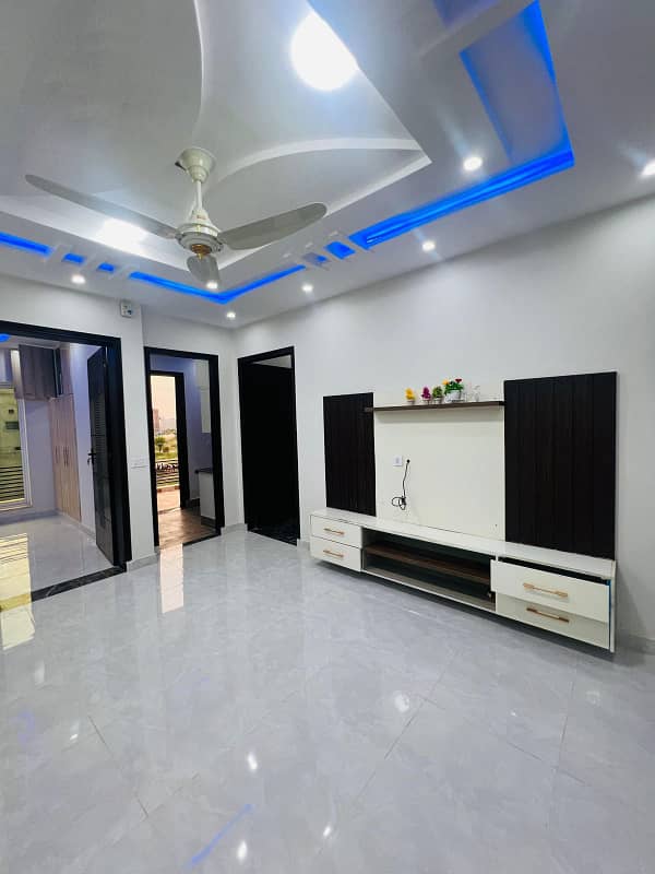 7 Marla Brand New House For Sale in Al Kabir Town Phase 2 4